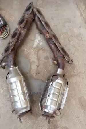 Catalyst GX460 Manifold Exhaust Pots.