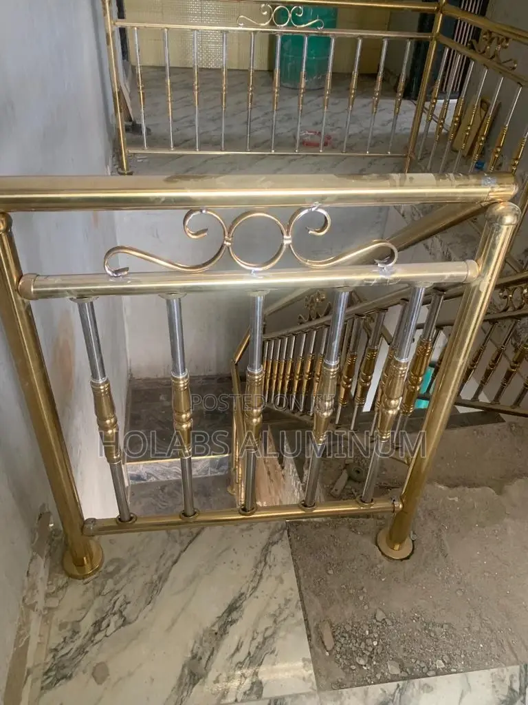 Handrailing