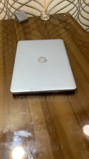 Laptop HP EliteBook 820 G3 8GB Intel Core I5 SSD 256GB