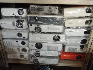 London Used Projector For School