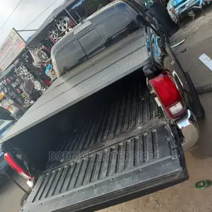 Tacoma Boot Cover Fibber Folding