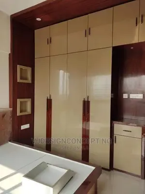 Wordrobe Closet