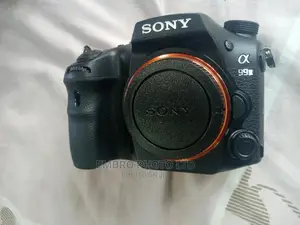 Sony Alpha 99 Mk 2