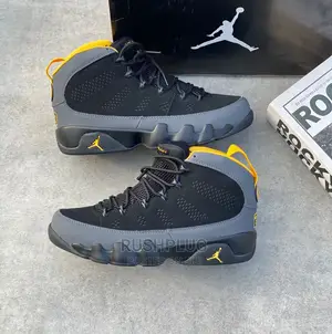 Air Jordan 9 Retro ‘Charcoal University Gold’