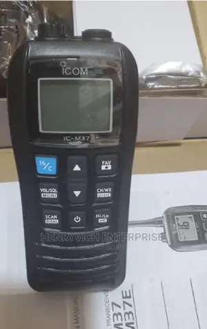 Icom Marine M37 -