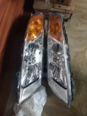 Headlamp Kia Uptima 2009