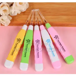 Flashlight Earpick Earwax Remover / Ear Wax Cleaner