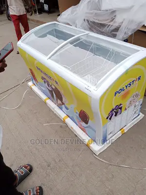 Polystar Showcase Freezer