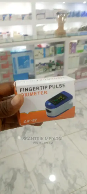 High Quality Fingertip-Pulse Oximeter Blood Oxygen Meter