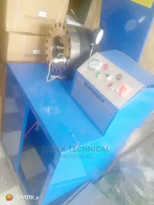 Hose Crimping Machine