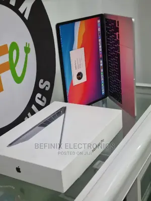 Laptop Apple MacBook Pro 2020 M1 8GB Apple M1 SSD 256GB