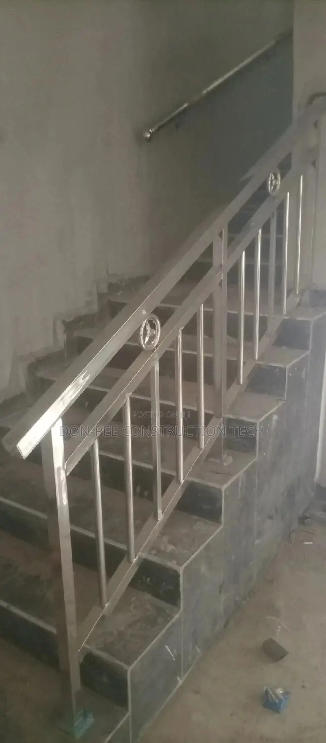 Square Design Handrail