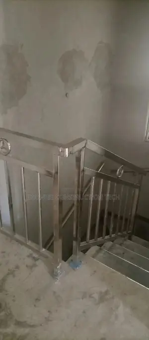 Square Design Handrail