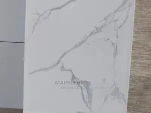 White Marble Kitchen Top, Classy