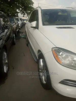 Mercedes-Benz M Class ML350 4MATIC 4dr SUV AWD (3.5L 6cyl 7A) 2015