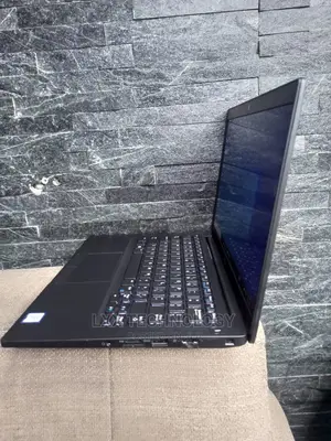 Laptop Dell Latitude 7390 16GB Intel Core I7 SSD 256GB