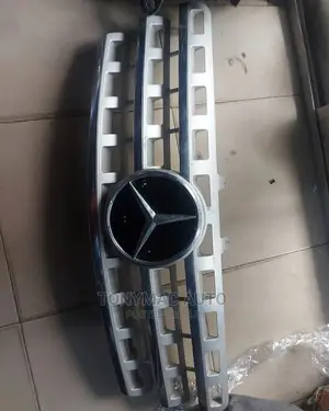 Mercedes-benz Ml350 Front Grill