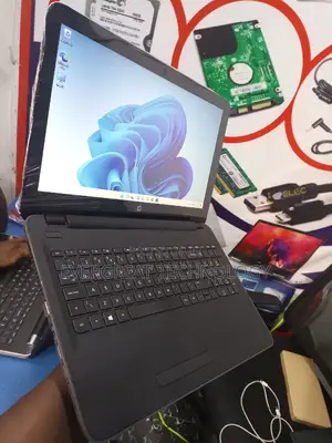 Laptop HP 250 G4 4GB Intel Core I3 HDD 1T