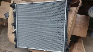Mercedes-benz C300,E350,Cla,Glc,Glk,Ml350,Gle Radiator