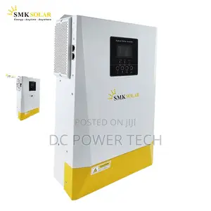 3.5kva SMKSOLAR Hybrid Inverter With 100A MPPT