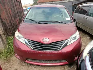 Toyota Sienna LE 7 Passenger 2011 Red