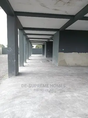 3bdrm Penthouse in Jeds Court Estate for rent