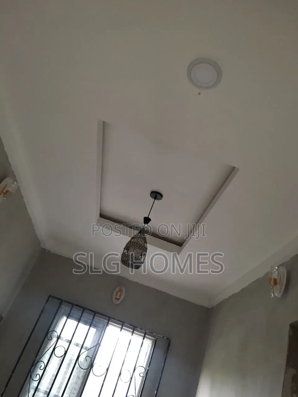 Pop Ceiling and Wall Screeding
