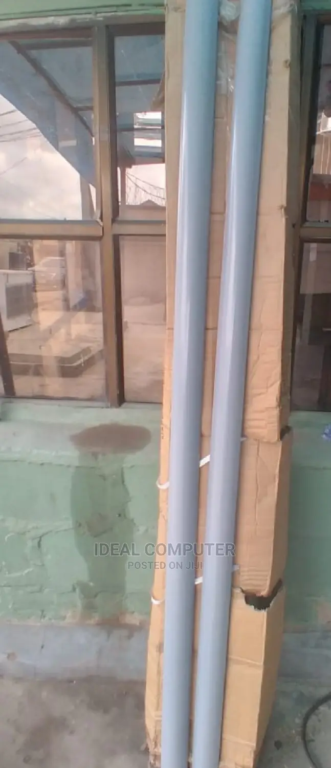 2m Floor Trunking