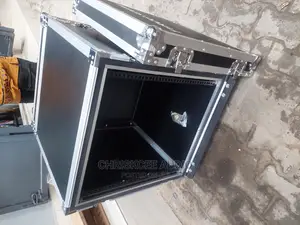 Amplifier Rack 12U Wood Body