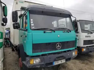 Mercedez Benz 1114 8 Bolts