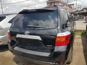 Toyota Highlander 2010 Black