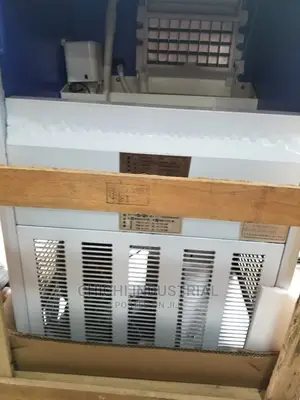 Ice Cube Maker