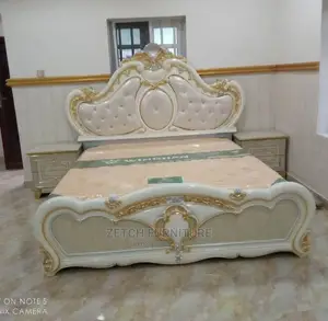 Standard 6x6 Antique Royal Bedframe