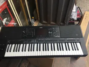 Professional Yamaha Keyboard PSR-
