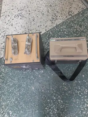 T R Test Equipment 100adm-Filter With Lu1000a Mk2 Loading Unit