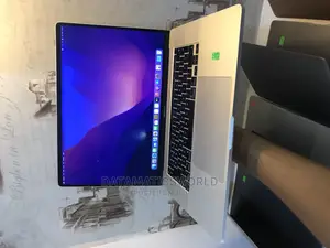 Laptop Apple MacBook Pro 2019 32GB Intel Core I9 SSD 512GB
