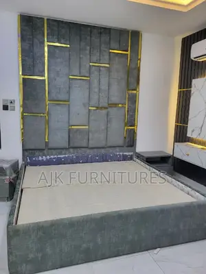 Exquisite 6*7ft Bedframe