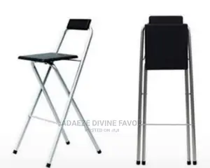 Make-Up Chair (Wooden Material)