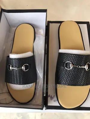 Slippers Palm