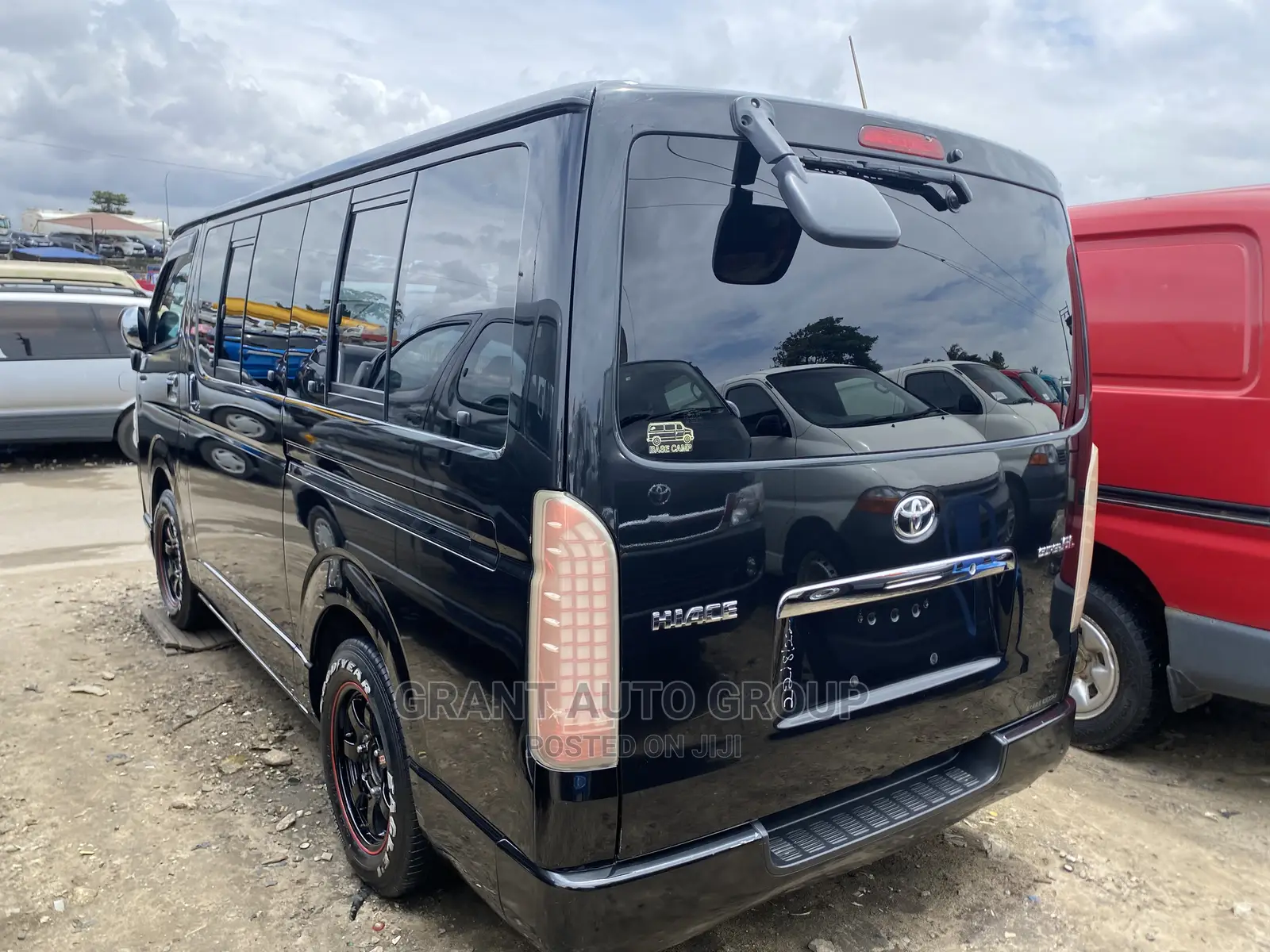 Toyota HiAce 2012 Black
