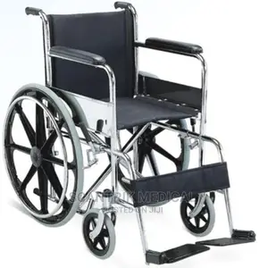 Manual Wheelchair for Detachable Footrests