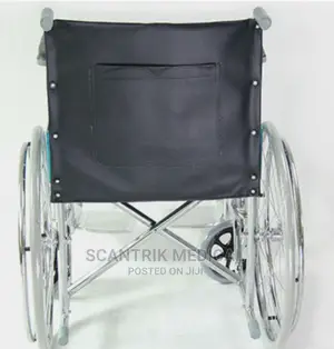 High Quality Manual Wheelchair for Detachable Footrests