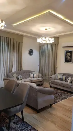 Well Furnished and Serviced Apartment for Short Letting