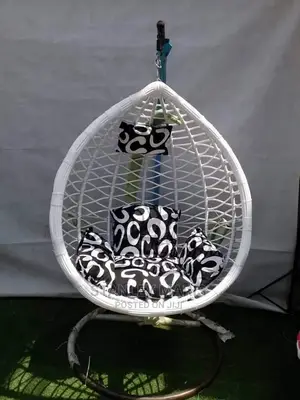 Quality Rattan Made Outdoor/Indoor Hanging Swing Chair.