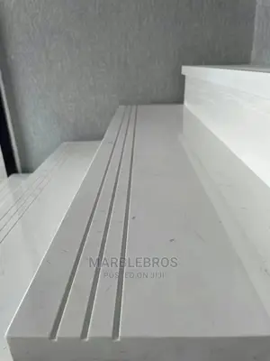 Italian Pure White Marble Stone Staircase Finishing