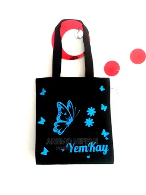 Chique Tote Bags