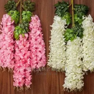 Dropping Flowers 