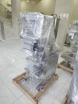 Sachets Packaging Machines.