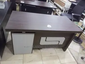 1.4mt Office Desk With Drawers And Ups Stand