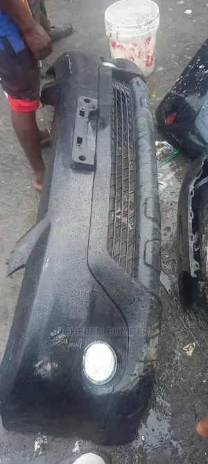 Complete Front Tokunbor Bumper Toyota Matrix 2007 Sport